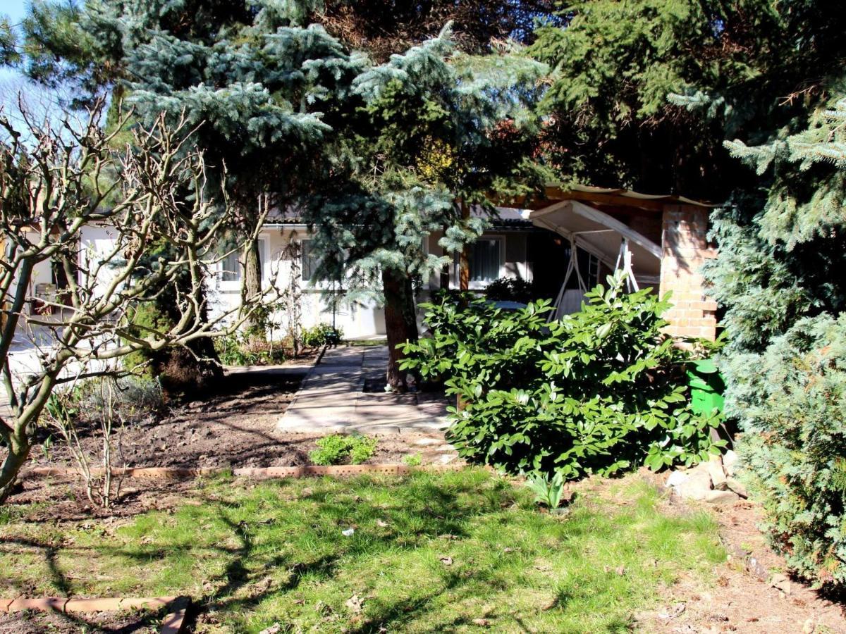 Bungalow Gartenidyll In Berlin Berlim Exterior foto