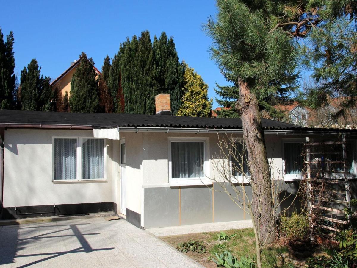 Bungalow Gartenidyll In Berlin Berlim Exterior foto
